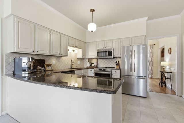 208 Coronation Ct, Franklin, TN 37064
