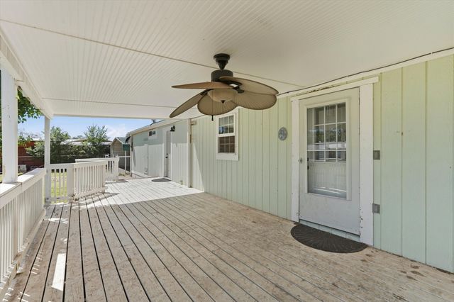 8 Phillips Drive, Los Lunas, NM 87031