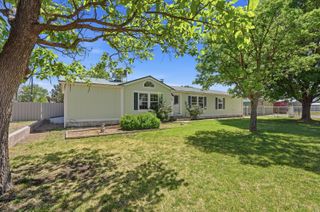 8 Phillips Drive, Los Lunas, NM 87031