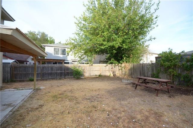 13903 Lothian DR, Pflugerville, TX 78660