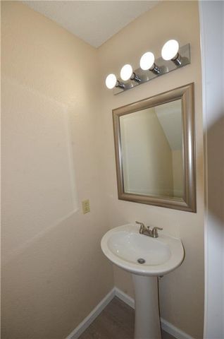 13903 Lothian DR, Pflugerville, TX 78660