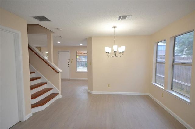 13903 Lothian DR, Pflugerville, TX 78660