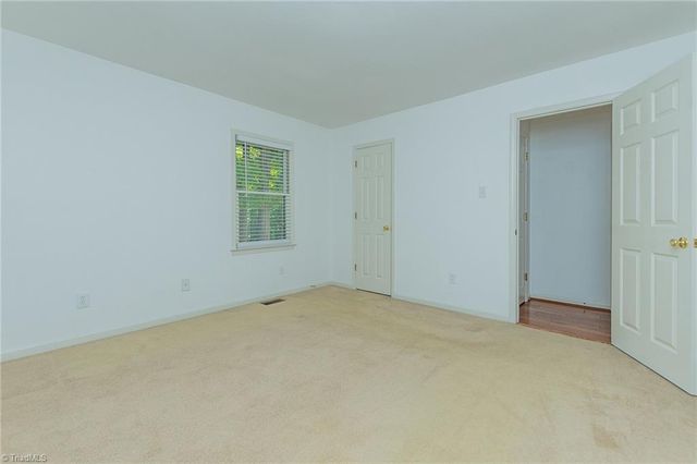 6304 Sable Lane, Greensboro, NC 27406