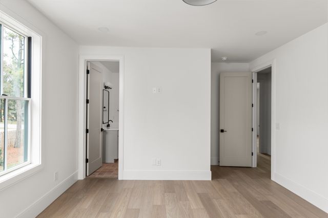 706 Brook Hollow Rd, Nashville, TN 37205