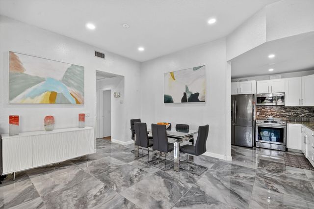 425 Broward Avenue, Greenacres, FL 33463