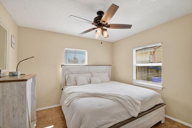 425 Broward Avenue, Greenacres, FL 33463