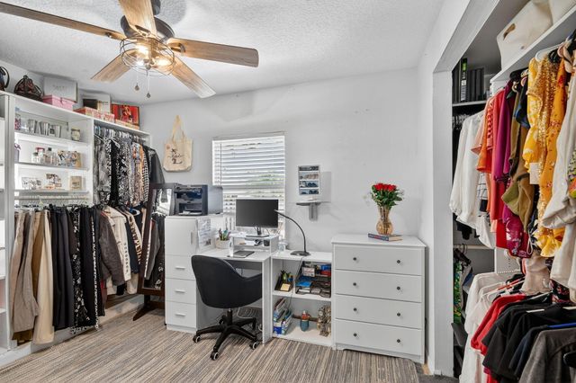 425 Broward Avenue, Greenacres, FL 33463