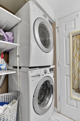 425 Broward Avenue, Greenacres, FL 33463