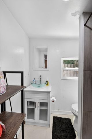 425 Broward Avenue, Greenacres, FL 33463