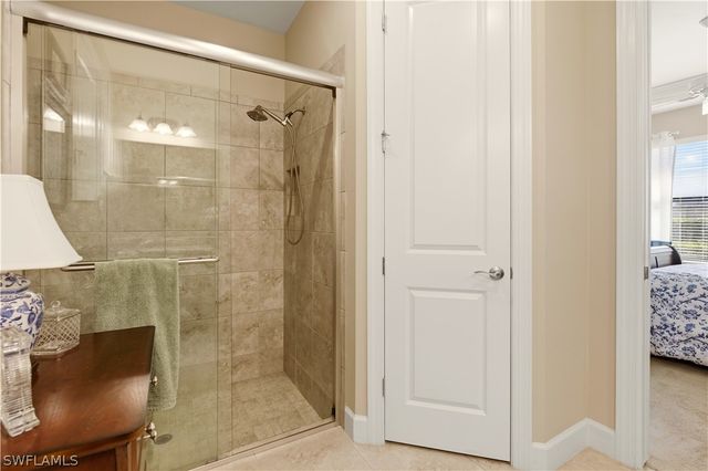 8300 Lucello TER N, Naples, FL 34114