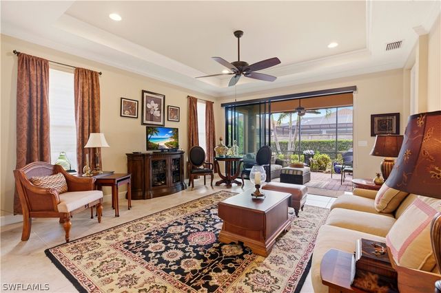 8300 Lucello TER N, Naples, FL 34114