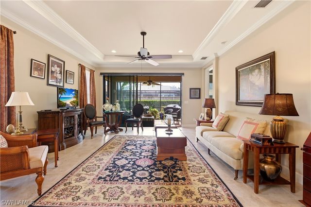 8300 Lucello TER N, Naples, FL 34114