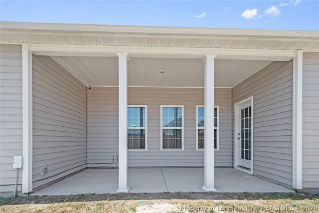 156 Cloverwood Lane, Raeford, NC 28376