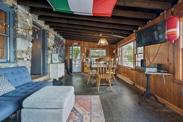 47 Sachs Road, Nottingham, NH 03290