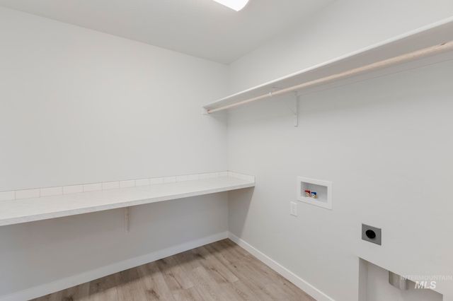 2964 N Schimigadoon Way, Eagle, ID 83616