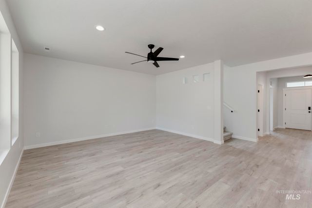 2964 N Schimigadoon Way, Eagle, ID 83616