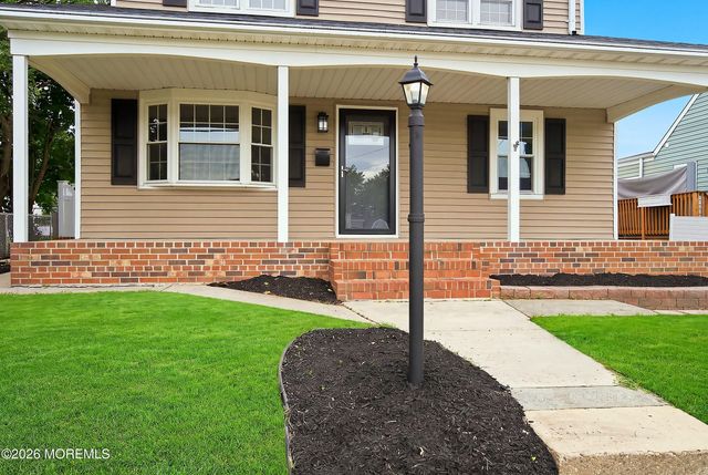 23 Norton Street, Sayreville, NJ 08879
