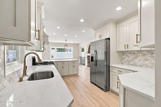 23 Norton Street, Sayreville, NJ 08879