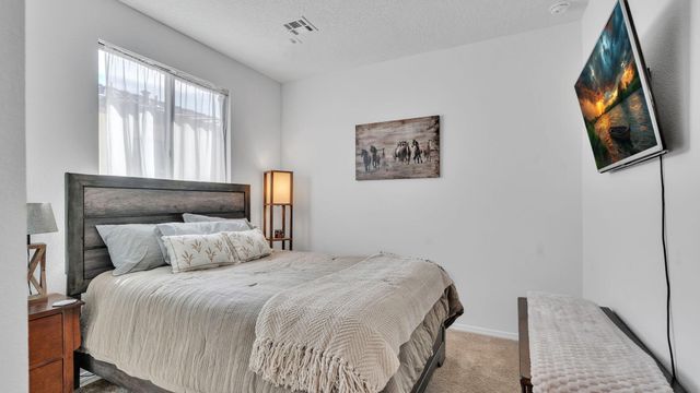 1371 Vallecito Court NW, Los Lunas, NM 87031