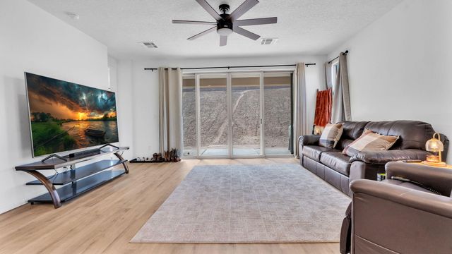 1371 Vallecito Court NW, Los Lunas, NM 87031