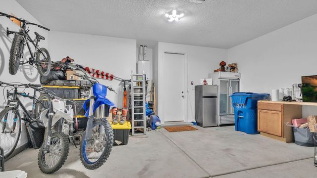 1371 Vallecito Court NW, Los Lunas, NM 87031