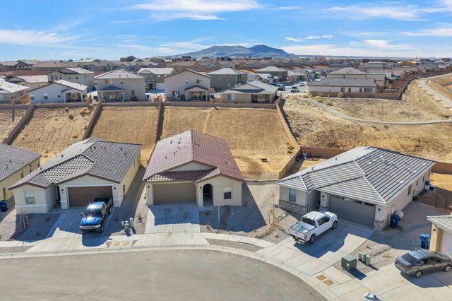1371 Vallecito Court NW, Los Lunas, NM 87031