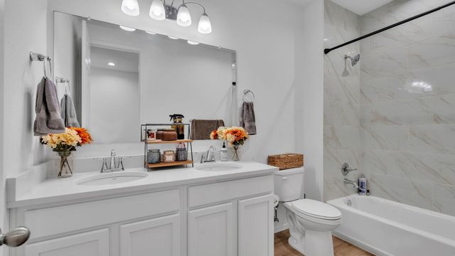 1371 Vallecito Court NW, Los Lunas, NM 87031