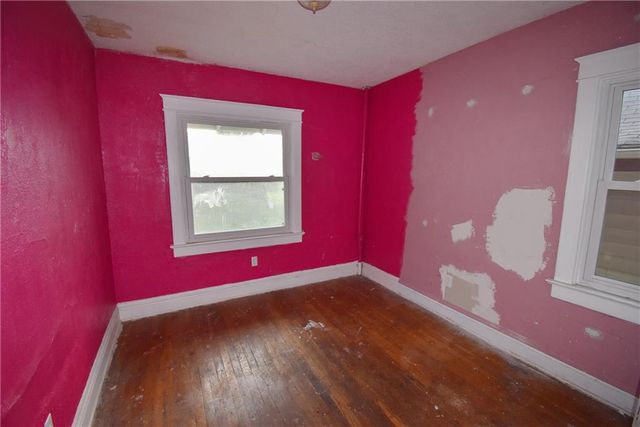 3733 Prospect Avenue, Kansas City, MO 64128