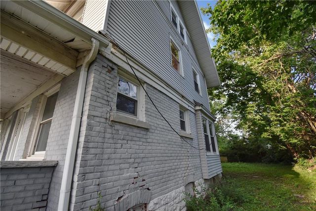 3733 Prospect Avenue, Kansas City, MO 64128