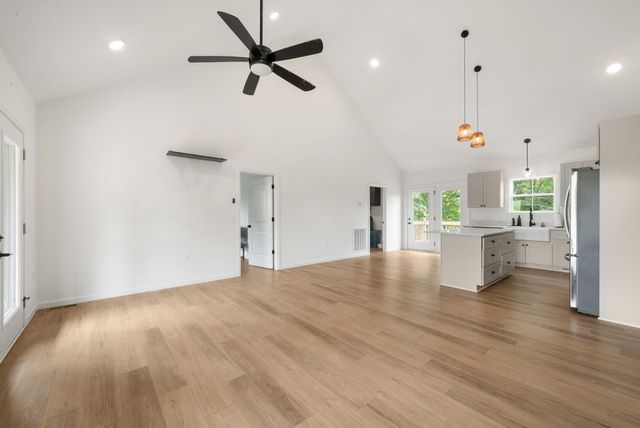 2308 Rhea Branch Rd, Ethridge, TN 38456
