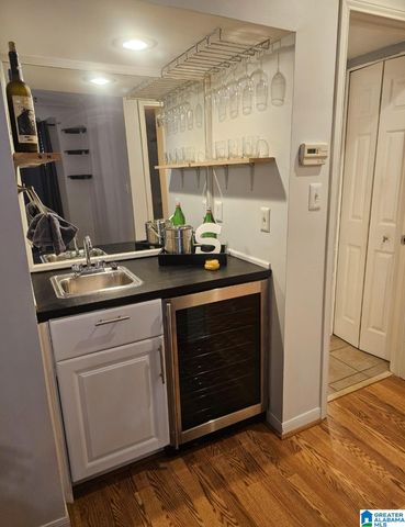 807 Gables Dr Unit 807, Hoover, AL 35244