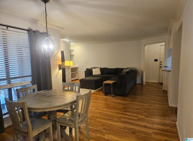 807 Gables Dr Unit 807, Hoover, AL 35244