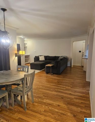 807 Gables Dr Unit 807, Hoover, AL 35244