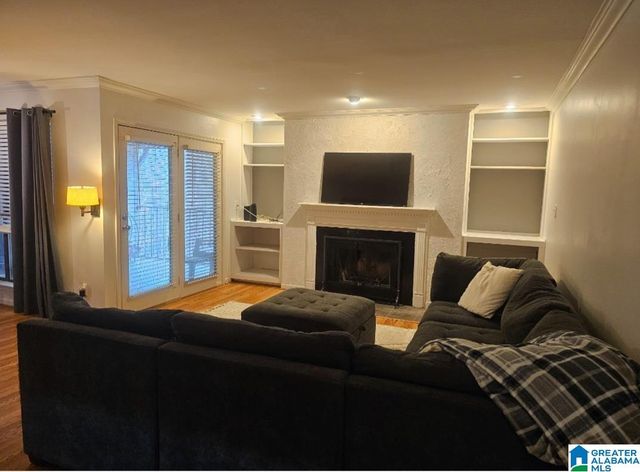 807 Gables Dr Unit 807, Hoover, AL 35244