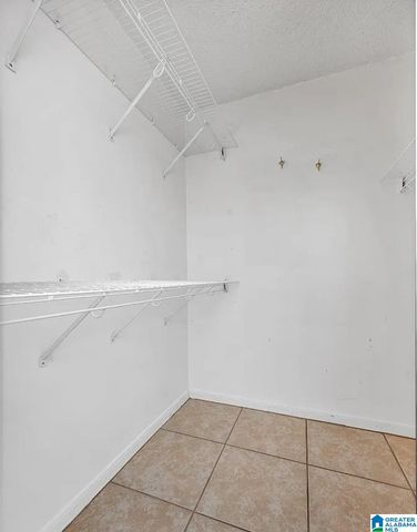 807 Gables Dr Unit 807, Hoover, AL 35244