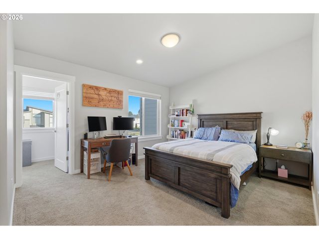 4175 Se CENTURY Blvd, Hillsboro, OR 97123