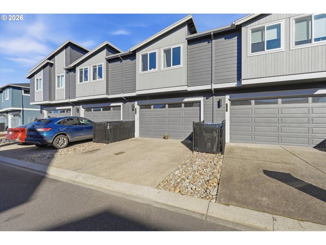 4175 Se CENTURY Blvd, Hillsboro, OR 97123