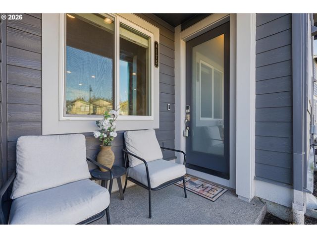 4175 Se CENTURY Blvd, Hillsboro, OR 97123