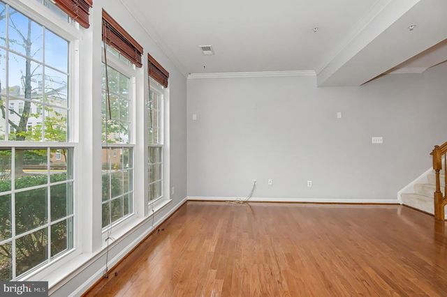 2689 SHEFFIELD HILL WAY, Woodbridge, VA 22191