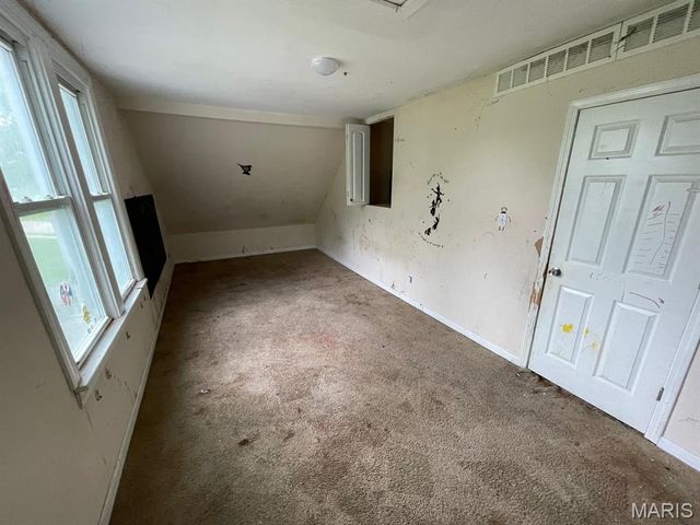 605 S Edwardsville Road, Worden, IL 62097