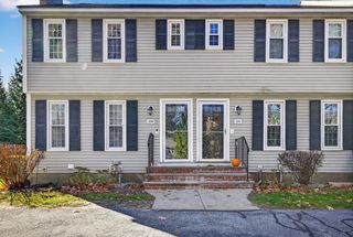 20 Woodland Dr 330, Lowell, MA 01852