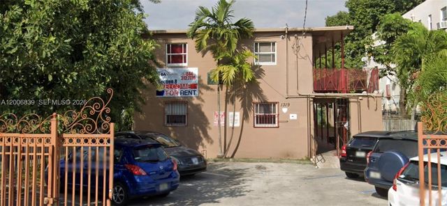 1319 NW 60th St 2, Miami, FL 33142