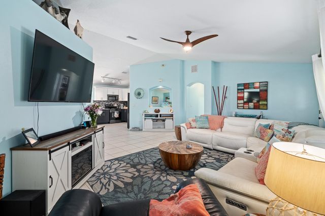 34 Beaverdam, Palm Coast, FL 32137