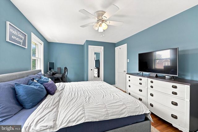 74 S HARWOOD AVE, Upper Darby, PA 19082