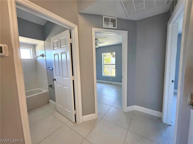 3012 40th ST SW, Lehigh Acres, FL 33976