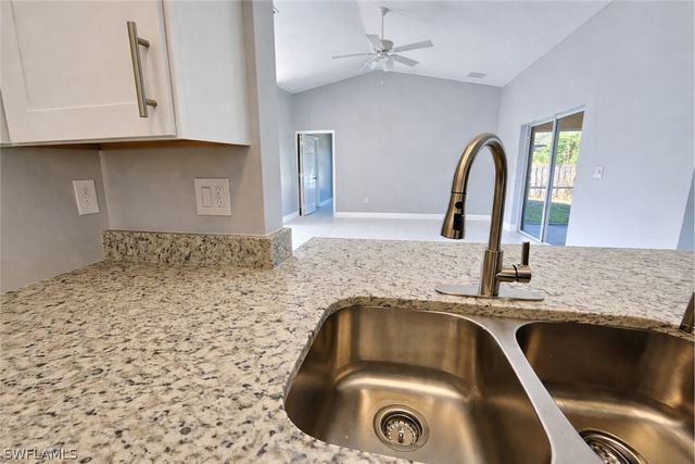 3012 40th ST SW, Lehigh Acres, FL 33976