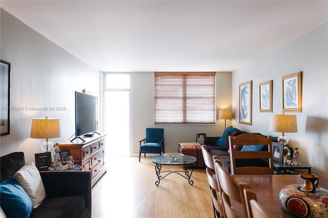 19390 Collins Ave 1614, Sunny Isles Beach, FL 33160