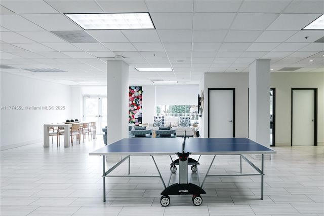 19390 Collins Ave 1614, Sunny Isles Beach, FL 33160