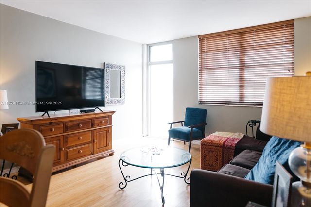 19390 Collins Ave 1614, Sunny Isles Beach, FL 33160