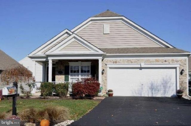 134 LANTANA DR, Kennett Square, PA 19348